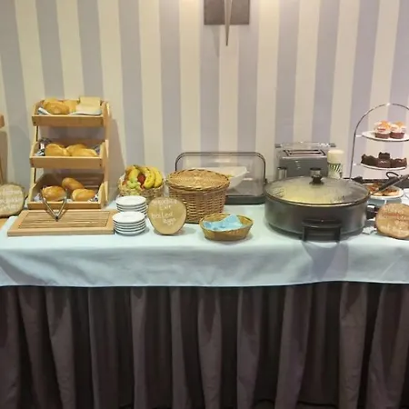 فندق Hotel Engelskirchen إنغلسكيرشن