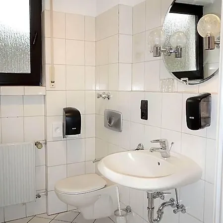 Szálloda Hotel Engelskirchen 3*