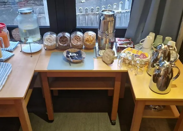 호텔 Hotel Engelskirchen 3*